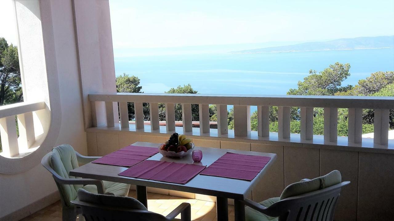 Guest House Fenix Brela Exterior photo
