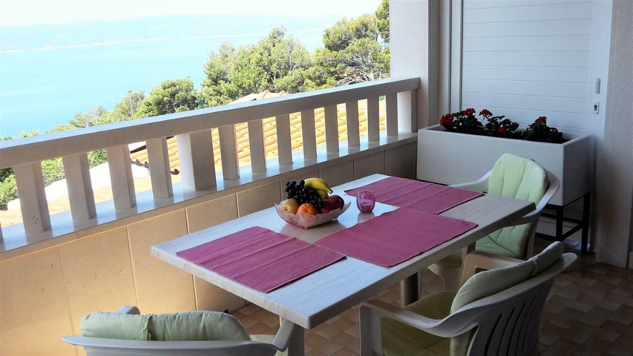 Guest House Fenix Brela Exterior photo